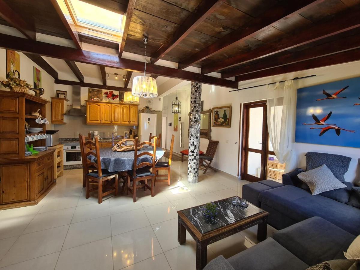 Almendro Villa Arico Viejo Exterior photo