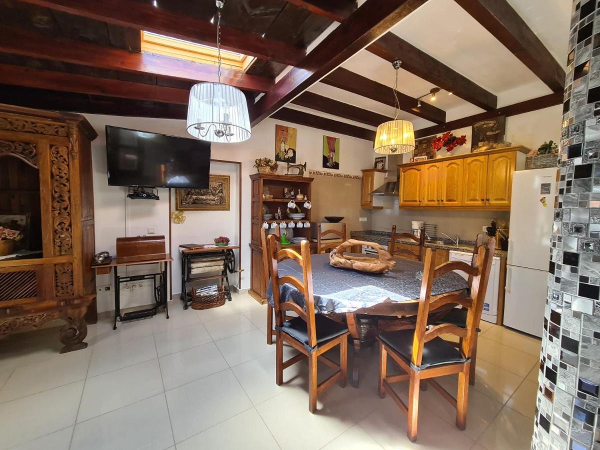 Almendro Villa Arico Viejo Exterior photo